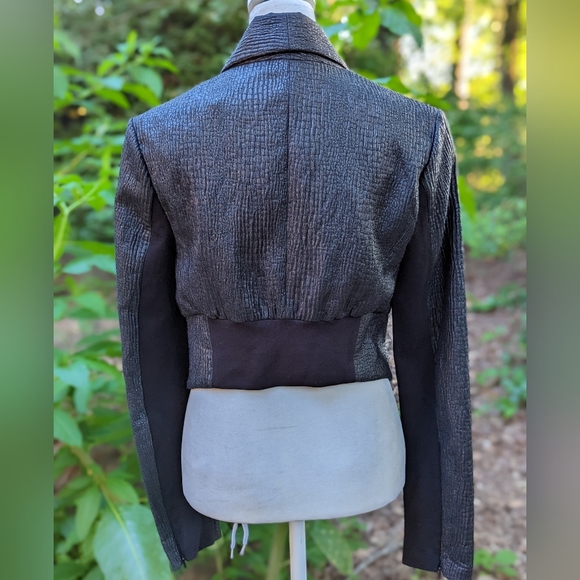 BCBG Crop Blazer puffed 3D shimmery fabric fun side zippers - Picture 5 of 13